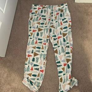 Old navy Christmas pj’s